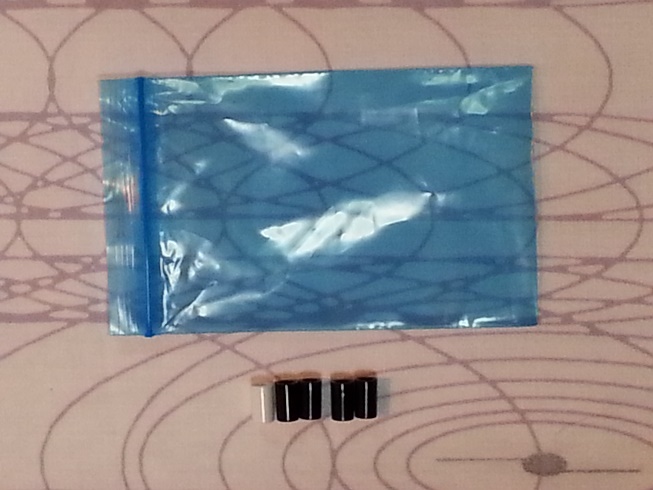 01LCD_01IN01.jpg